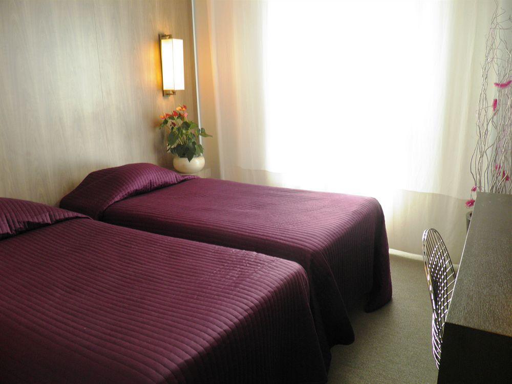 Bliss Hotel โคโกแล็ง ภายนอก รูปภาพ